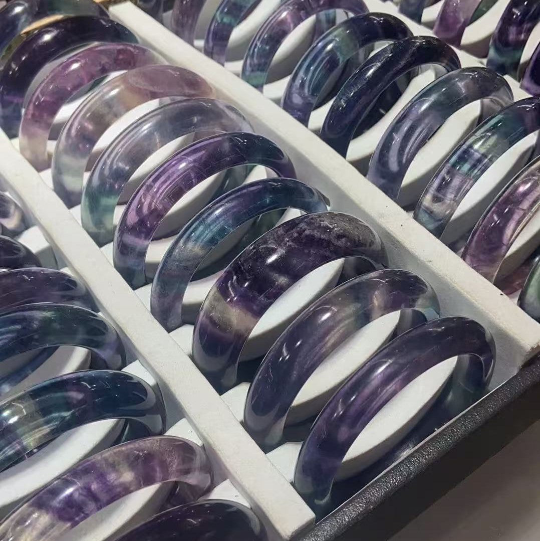 Crystal bangle, a must for elegance