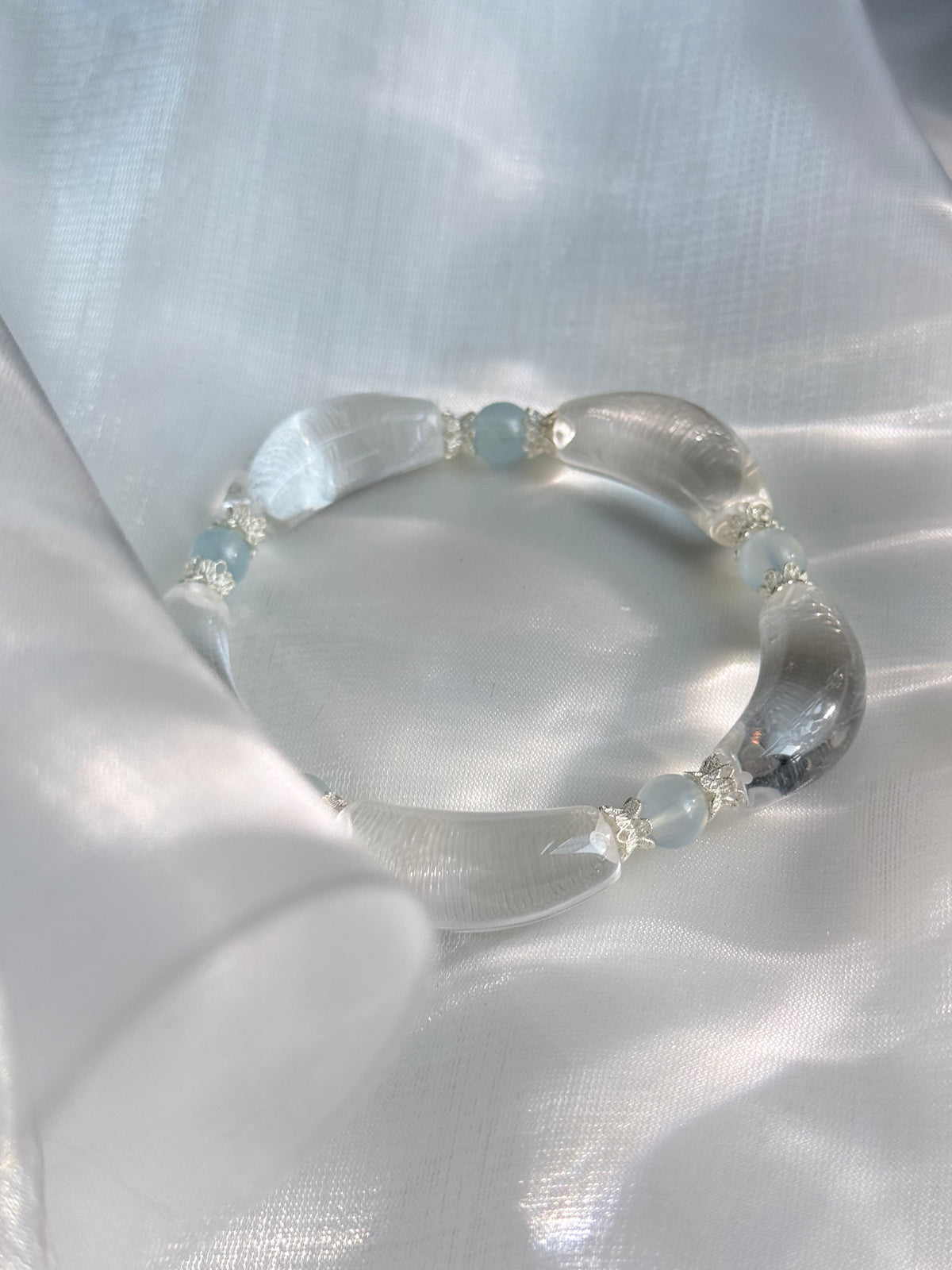 Blue Frost Flower Bangle