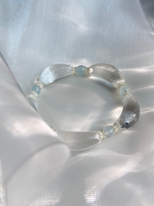 Blue Frost Flower Bangle